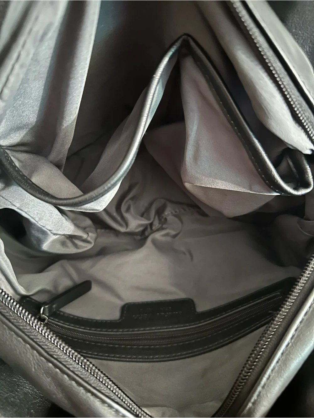 Simply Vera Wang Satchel Bag Handbag Purse Black. Pleated Design Faux Leather